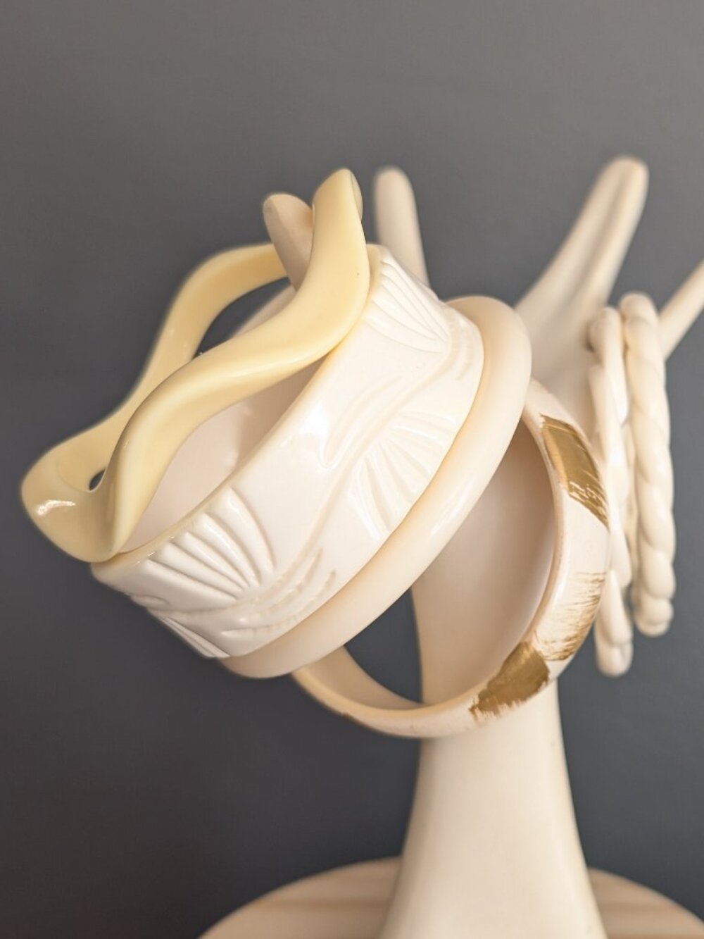 Cream stacking bangle bundle - Picture 3 of 12